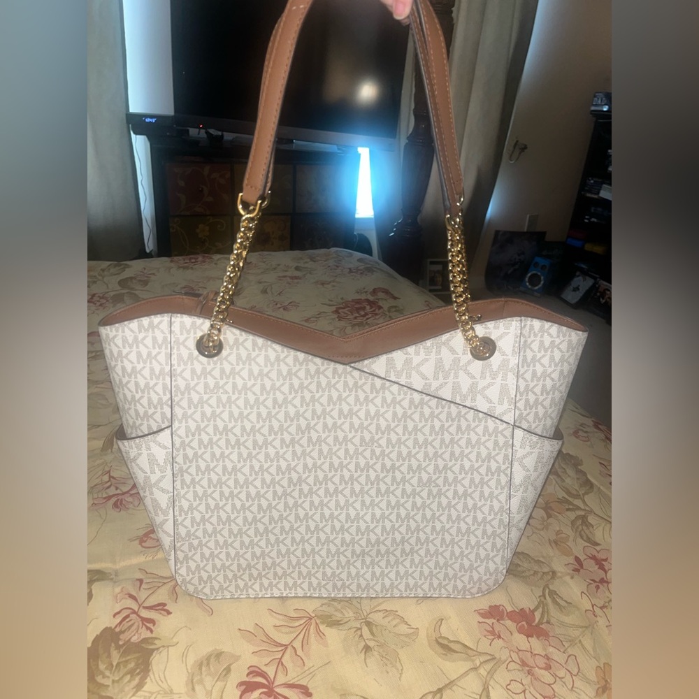 *BRAND NEW 🆕/UNUSED* Michael Kors Vanilla Jet Set Large Logo Shoulder Bag - Picture 6 of 16